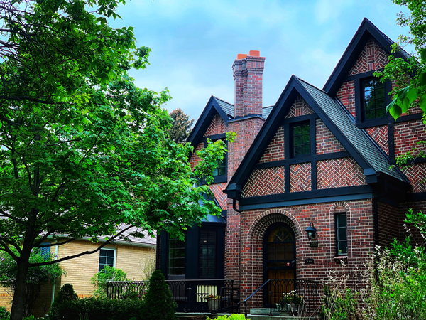 Why Realtors Think Denver-Area Homes Are Selling for Way Above Asking Price,Sultan Newman Group
